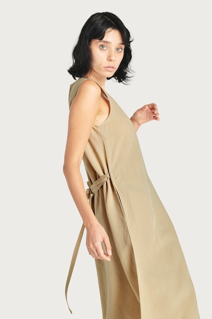 Lange Kleid-PSD-Mockup-Sommerkleidung