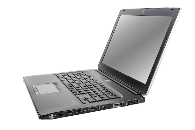 Laptop elegante listo para la productividad aislado en un telón de fondo blanco prístino