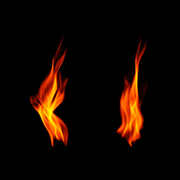 PSD llamas de fuego aisladas en transparente