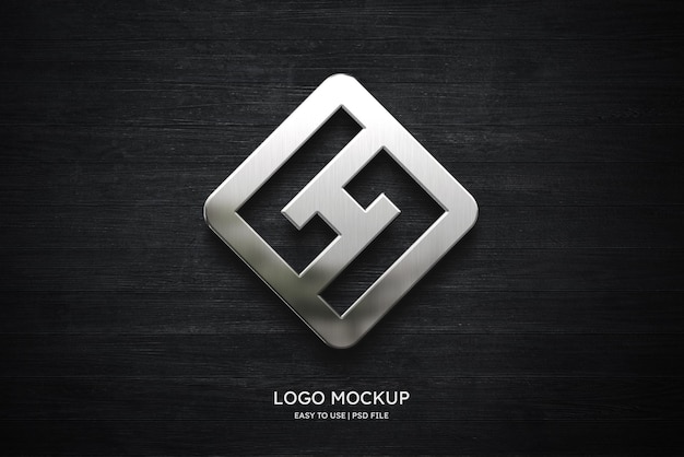 Logo mockup su legno nero