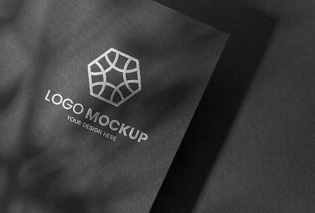 Logo de presse sur maquette papier