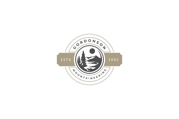 Logo rond conçu pour une entreprise d'alpinisme