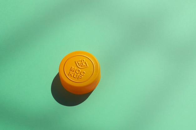 Logotipo en el modelo de tapa de la botella