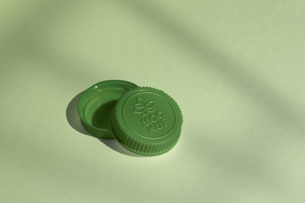 Logotipo en el modelo de tapa de la botella