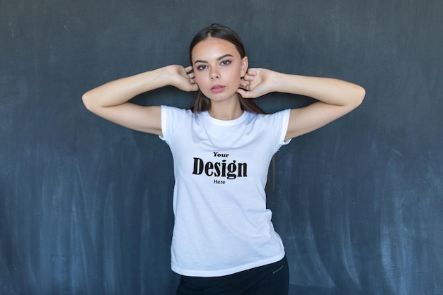Mädchen-T-Shirt-Mockup