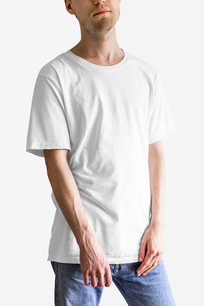 Männer-Casual-T-Shirt-Mockup-PSD
