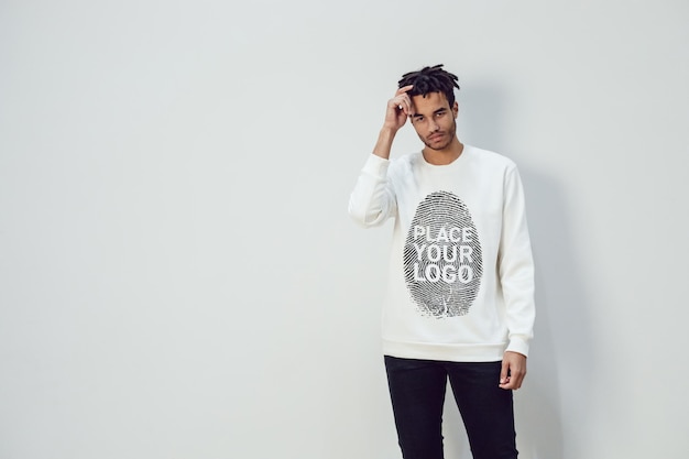 Männer sweatshirt mockup