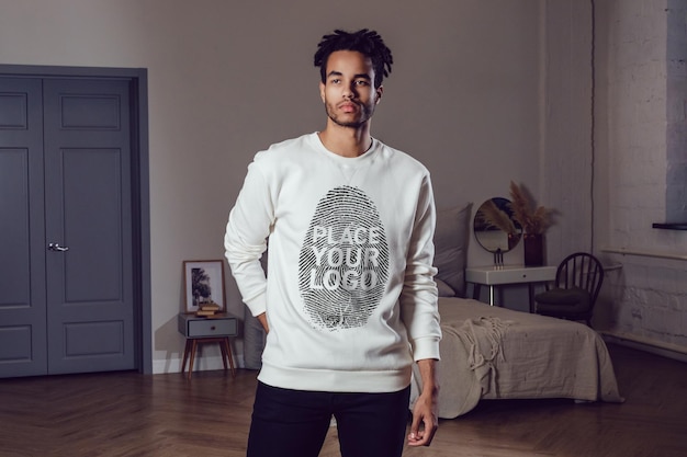 Männer sweatshirt mockup