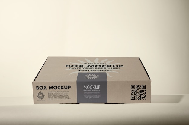 Mailing-box-mock-up-design