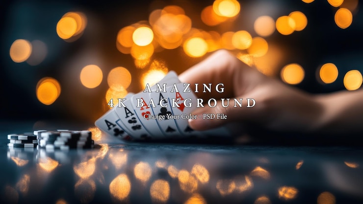 PSD mano con cuatro ases en un casino con luces bokeh
