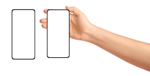 La mano de la mujer sosteniendo el teléfono en un fondo vacío