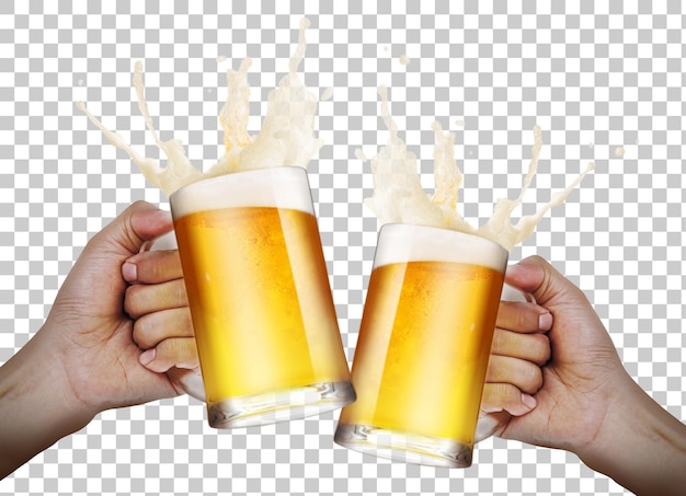 Mano sosteniendo un vaso de cerveza con espuma y burbujas PNG transparencia