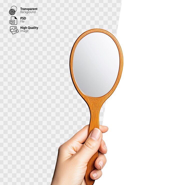PSD mão segurando um espelho portátil emoldurado em madeira refletindo um fundo vazio em um fundo transparente