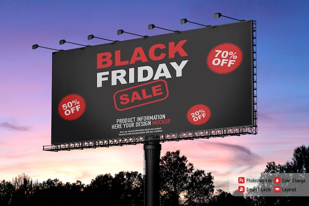 Maqueta de banner exterior para black friday con cielo al atardecer