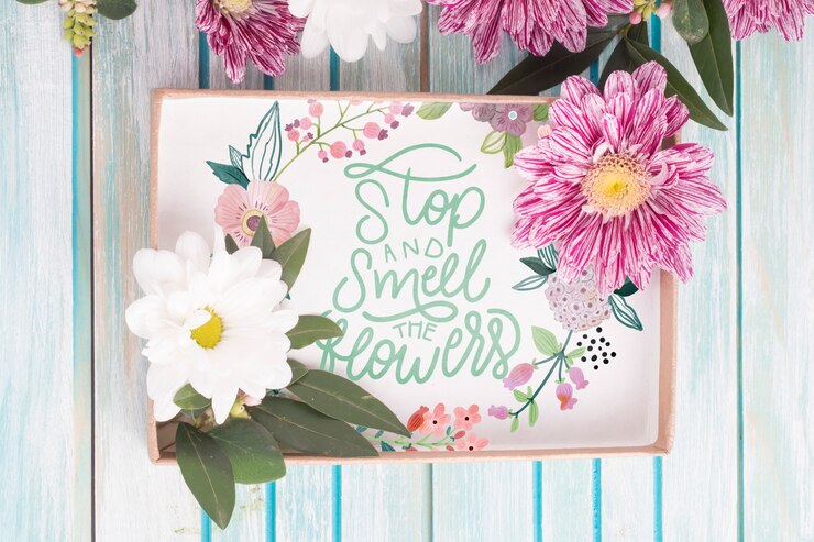 PSD maqueta de caja de regalo con decoración floral