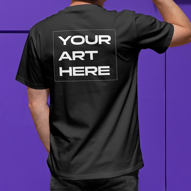 Maqueta de camiseta negra de la vista trasera