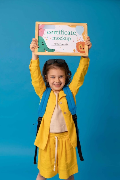 Maqueta de certificado de celebración de niños