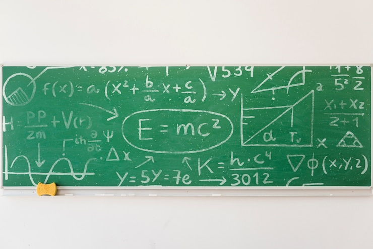 PSD maqueta de fórmulas matemáticas llenas de tablero