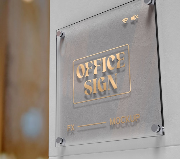 Maqueta del logotipo en metacrilato