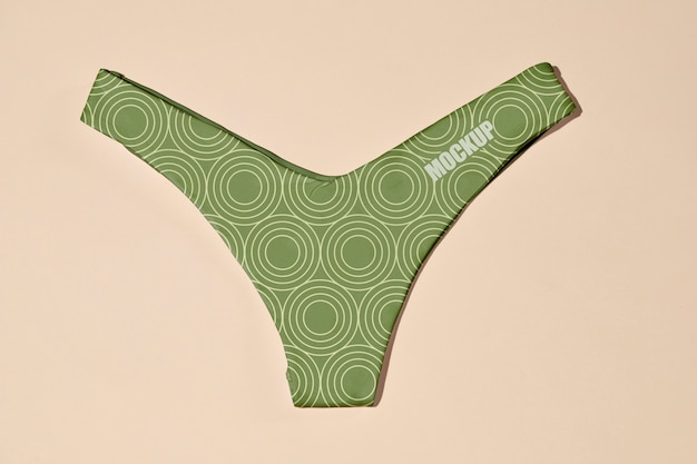 PSD maqueta de prenda de bikini de mujer.