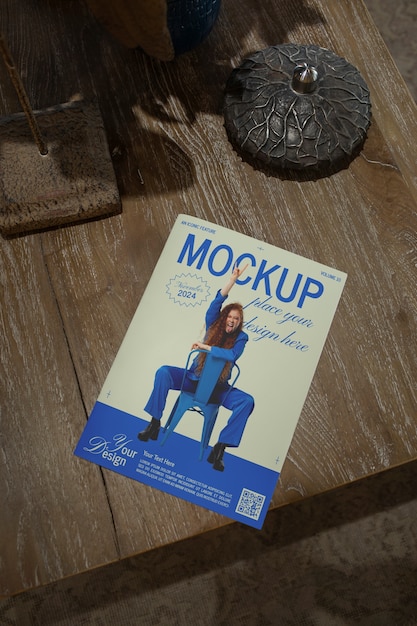 Maqueta de revista en muebles de madera