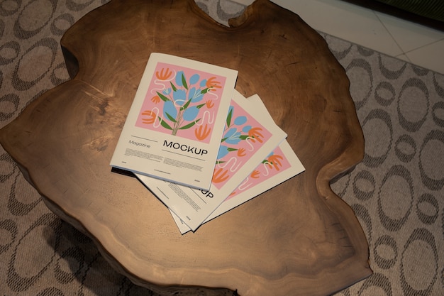 Maqueta de revista en muebles de madera