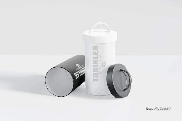 Maqueta de Tumbler en un telón de fondo blanco con diseño moderno