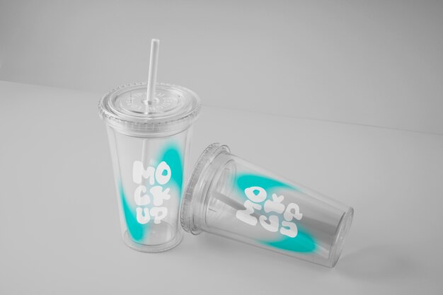 PSD maqueta de vidrio de vaso transparente