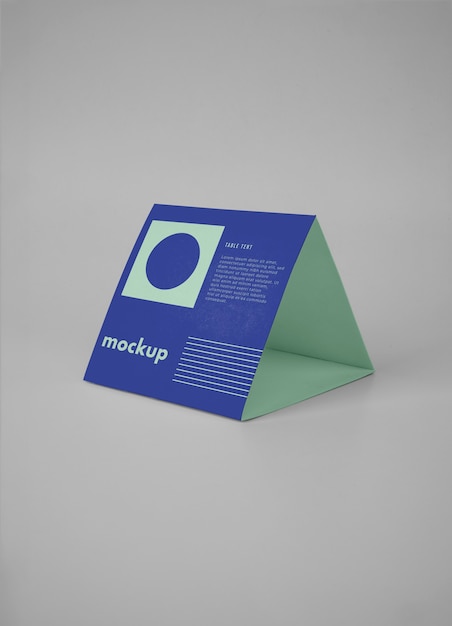 Maqueta de volante de carpa de mesa de papel