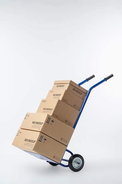 Maquete de caixa com carrinho