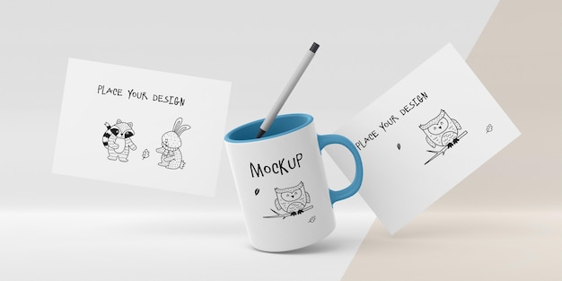 PSD maquete de caneca de cerâmica com design personalizado