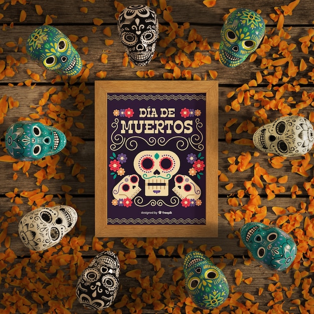 Maquete de Dia de muertos cercado por caveiras