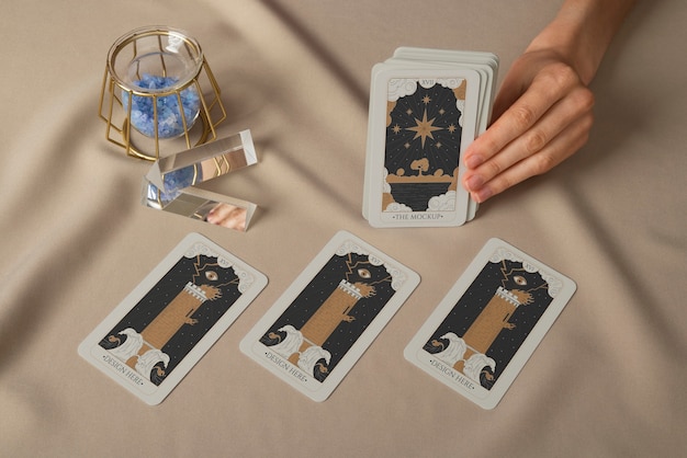 Maquete de leitura de cartas de tarô planas
