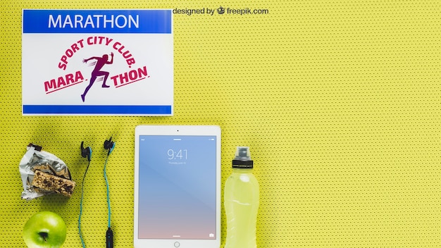 Maquete de maratona com tablet