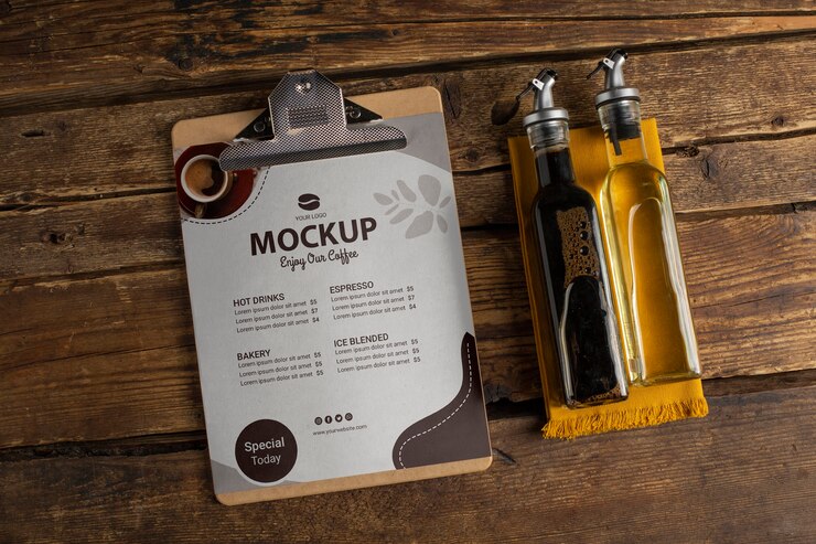 Maquete de menu de café com prancheta