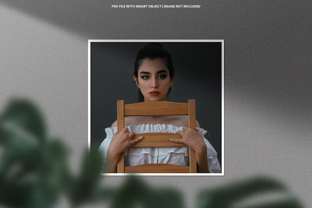 Maquete de modelo polaroid de moldura de foto realista Psd Premium