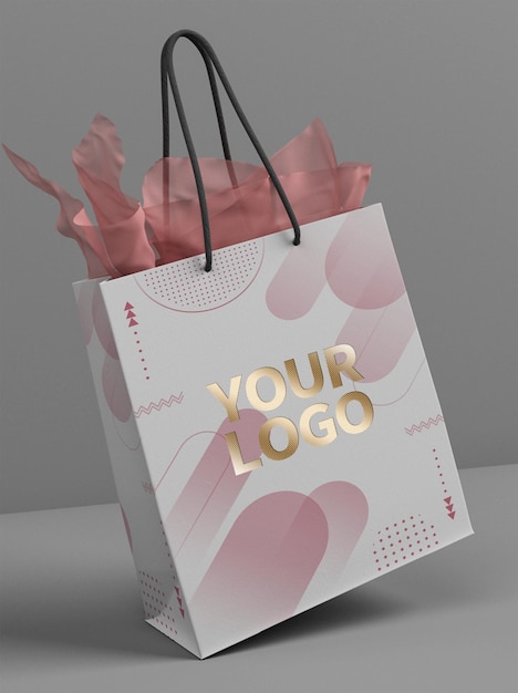 PSD maquete de sacola de compras com logotipo dourado