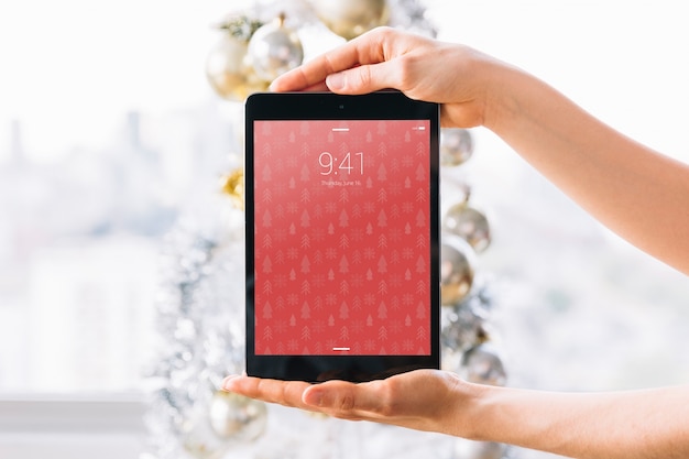 PSD maquete de tablet com conceito de natal