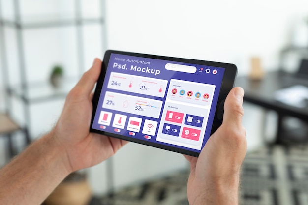 PSD maquete do conceito de automação residencial com smartphone