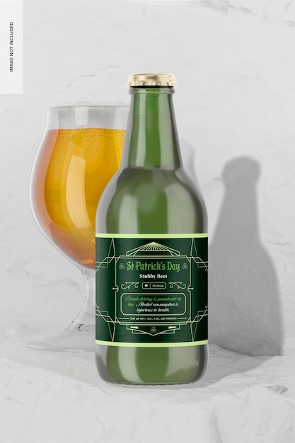 PSD maquette de bouteille de bière trapue de 330 ml, sur podium