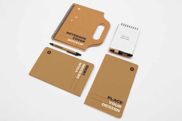 Maquette de cahier d'artisanat en papier
