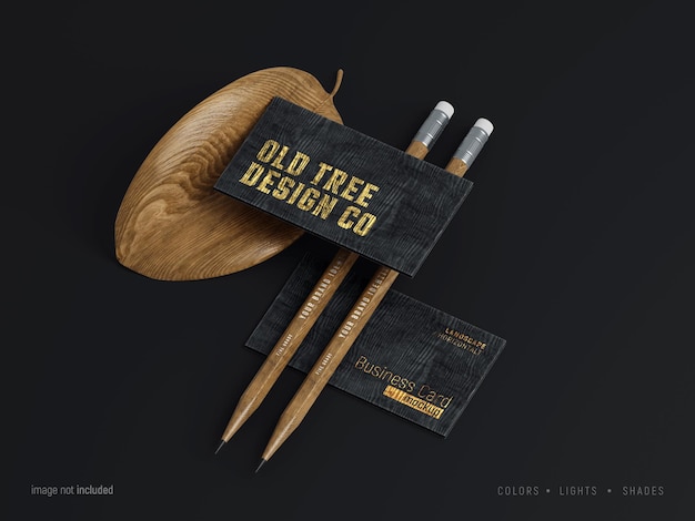 Maquette de carte de visite en bois avec effet typographique doré
