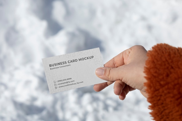 PSD maquette de carte de visite en plein air dans la neige