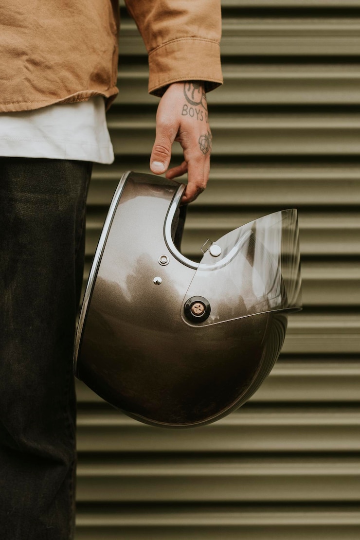PSD maquette de casque psd pour motard urbain