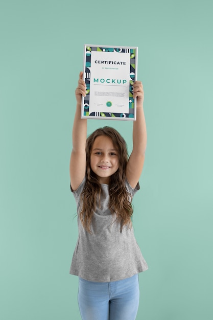 Maquette De Certificat De Tenue D'enfant