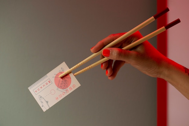 PSD maquette d'éléments de restaurant japonais avec de la nourriture traditionnelle