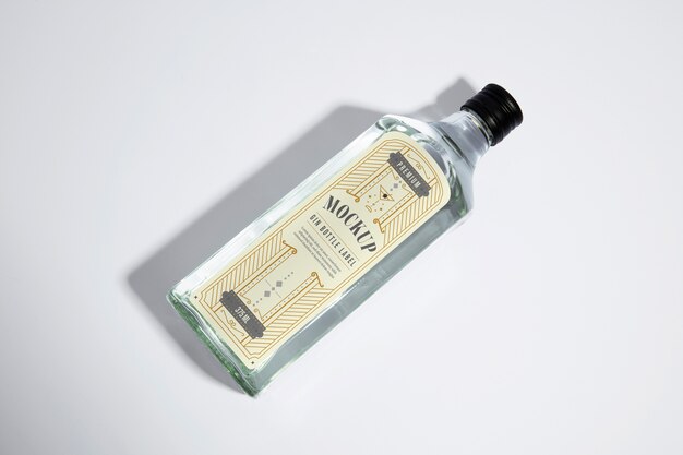 Maquette d'étiquette de bouteille de gin