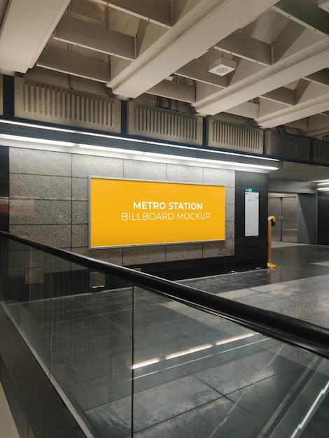Maquette de mur de métro PSD gratuit