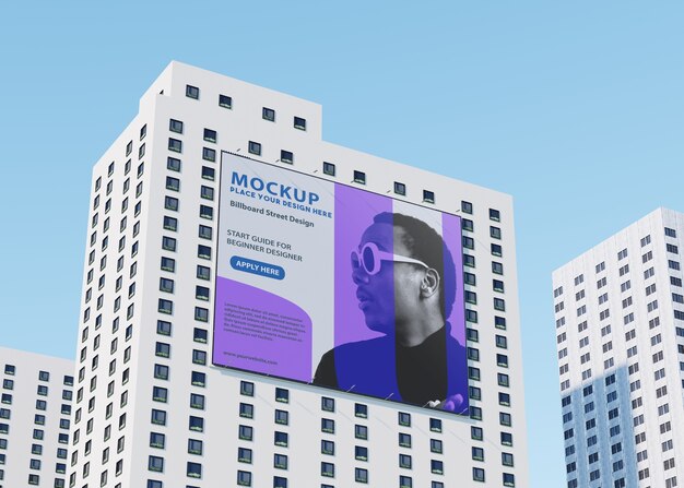 Maquette De Panneau D'affichage Sur Un Grand Bâtiment Dans La Rue