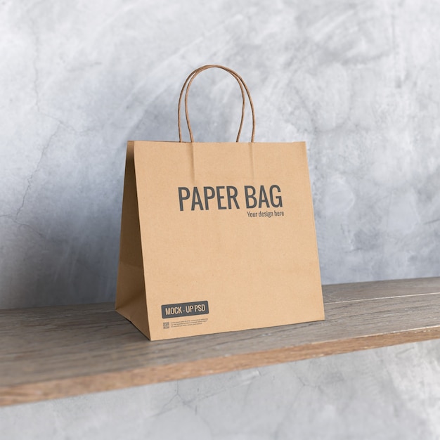 Maquette de sac en papier sur l'étagère